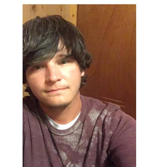Meet your Posher, Kyle - Picture 1 of 1